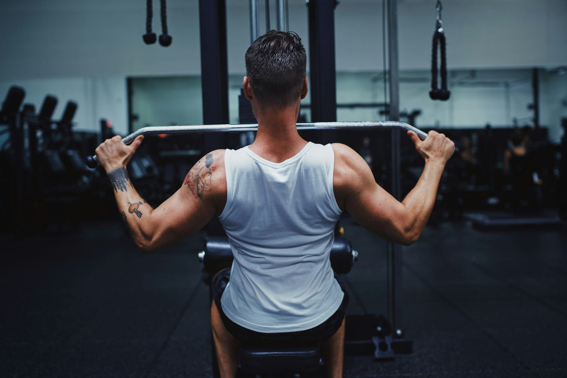 Latissimus pull down
